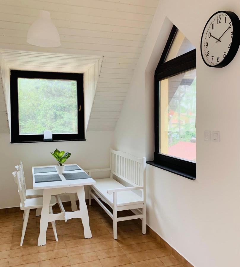 Villa B96 Siofok Bagian luar foto